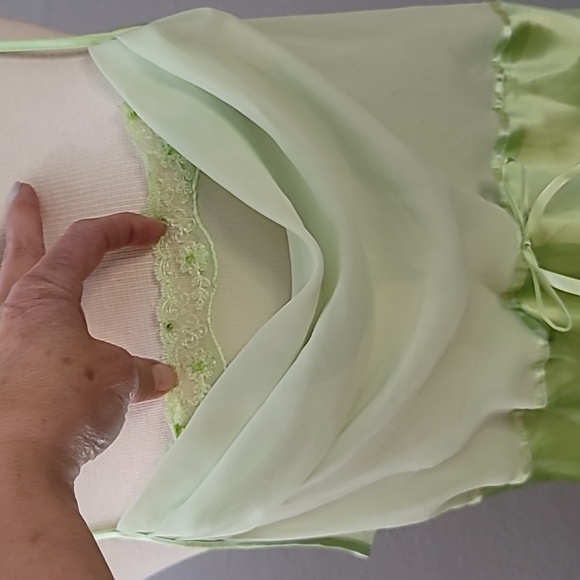 Delicates brand green slip dress nightgown lace sequin details size large - Picture 10 of 17
